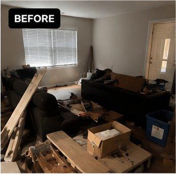 Living Room before Jojo's Junk Removal